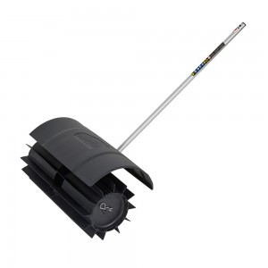 MILWAUKEE 18V FUEL QUIK-LOK Rubber Broom Attachment M18FOPHRBA MILWAUKEE 18V FUEL QUIK-LOK Rubber Broom Attachment M18FOPHRBA